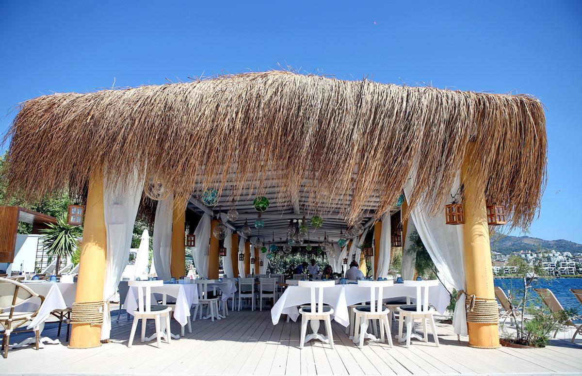 Moon Beach Otel Яликавак Екстериор снимка