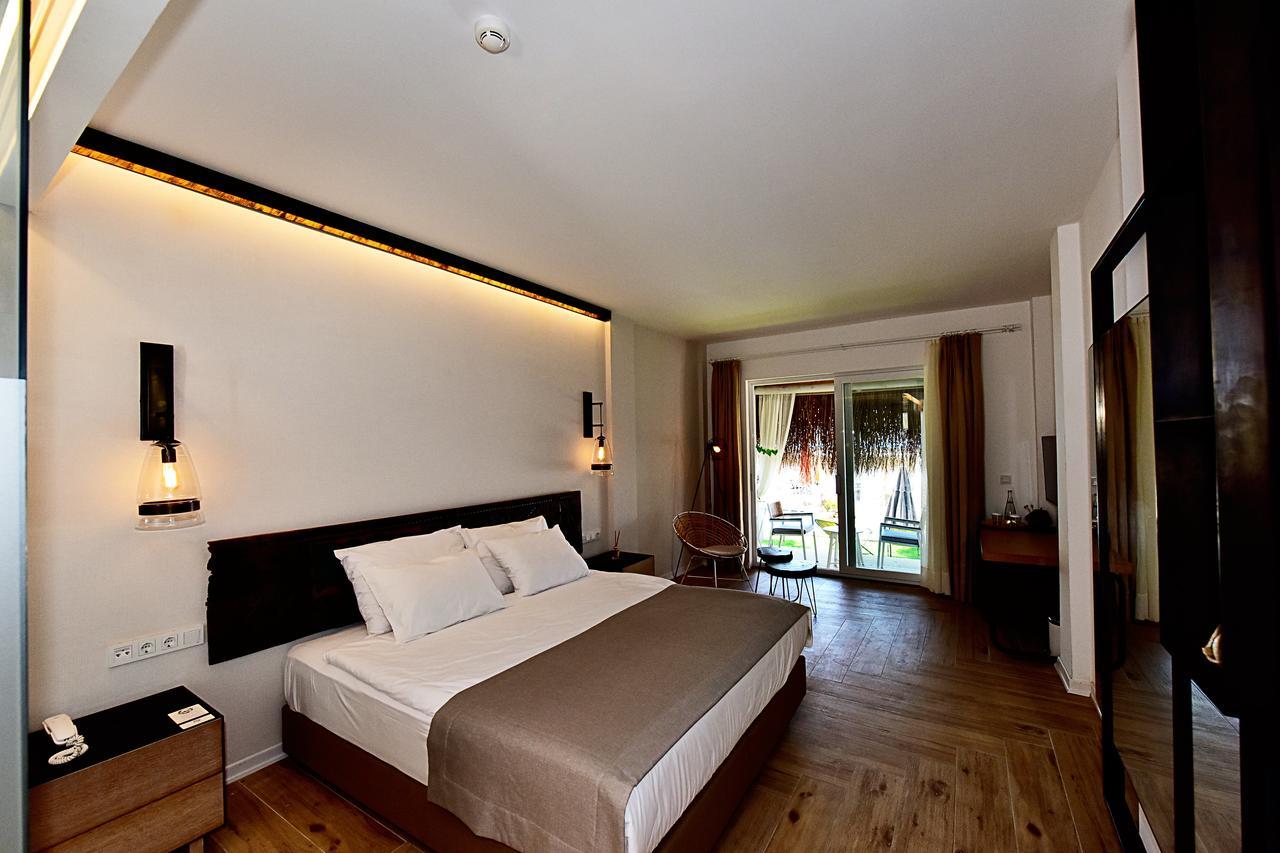 Moon Beach Otel Яликавак Екстериор снимка