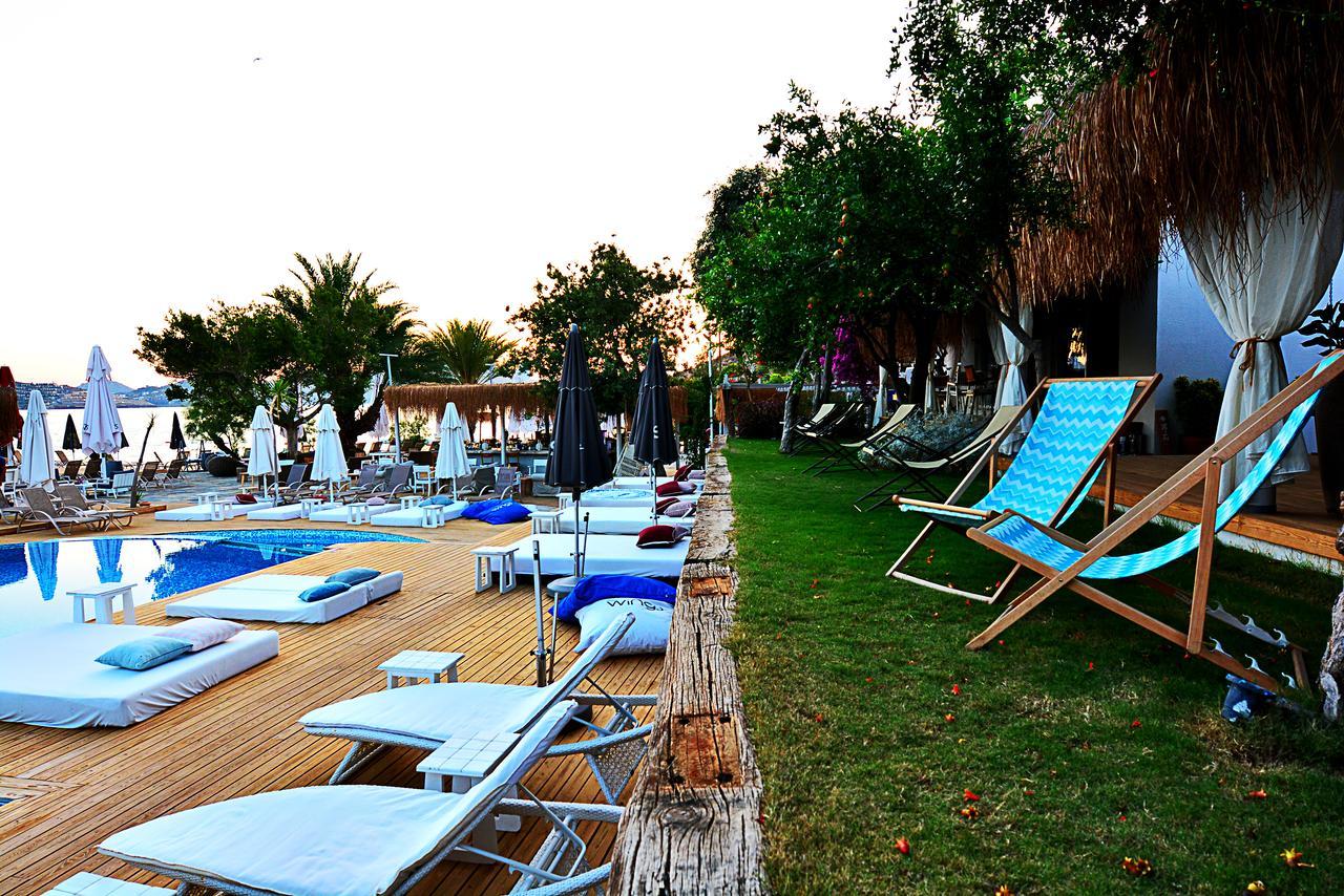 Moon Beach Otel Яликавак Екстериор снимка